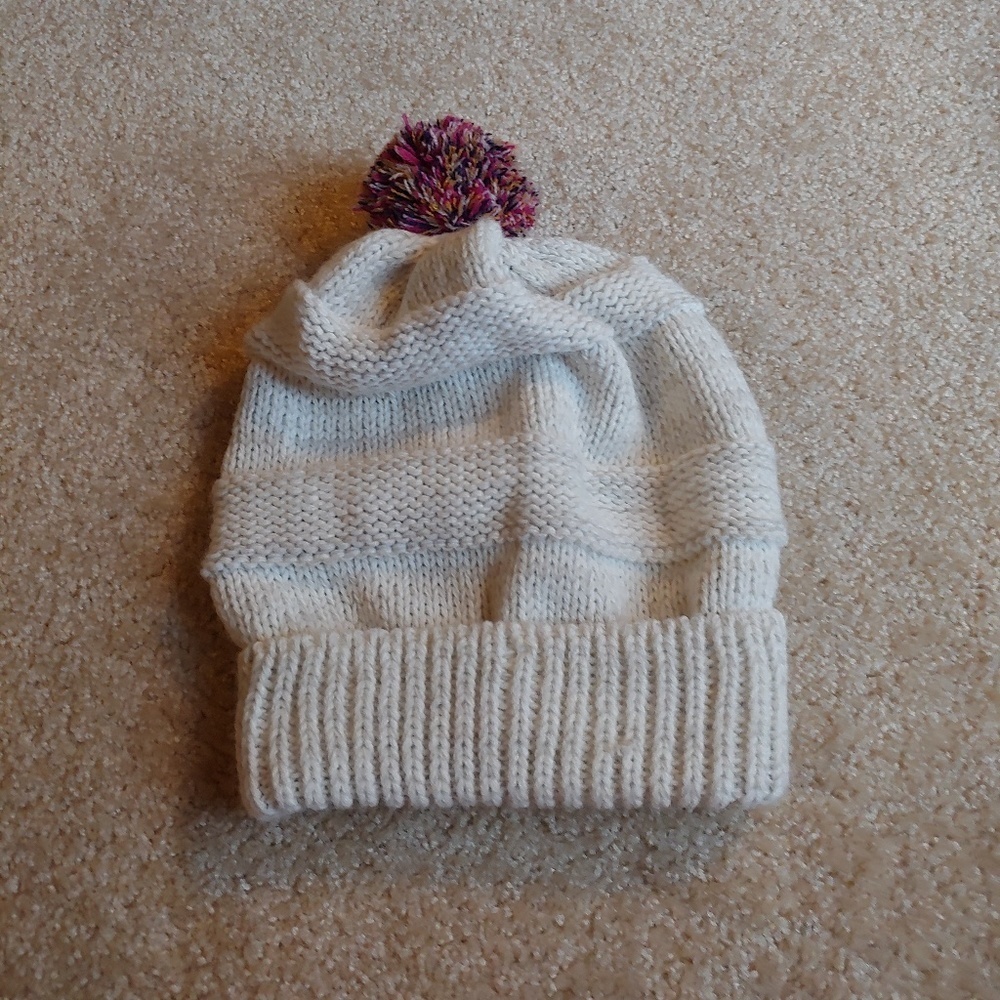 Gently worn off white and burgundy pom hat